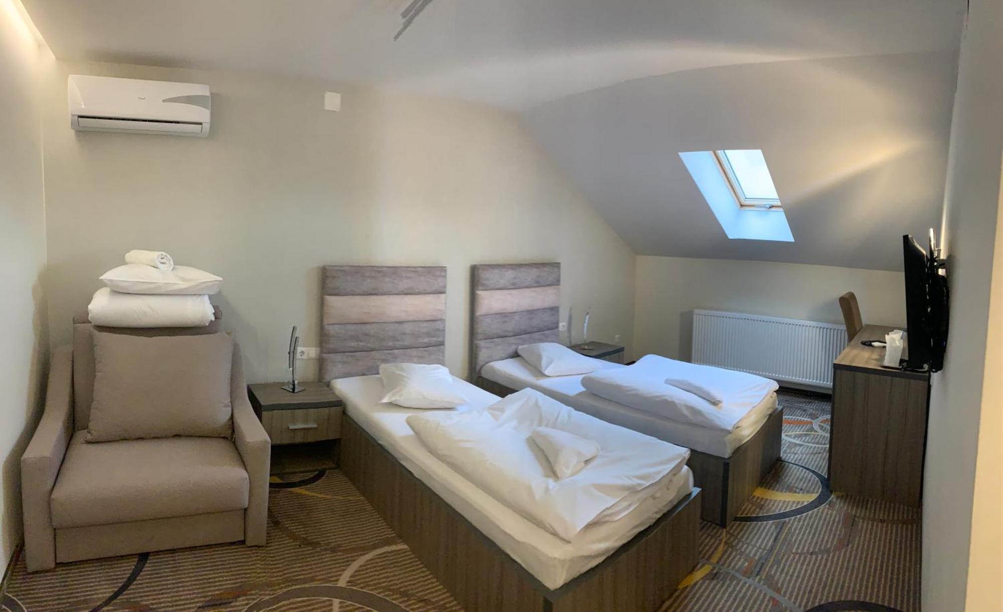 Stella Di Monte Hotel Sibiu Eksteriør billede